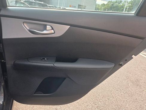 Used 2023 Kia Forte LXS FWD image 30