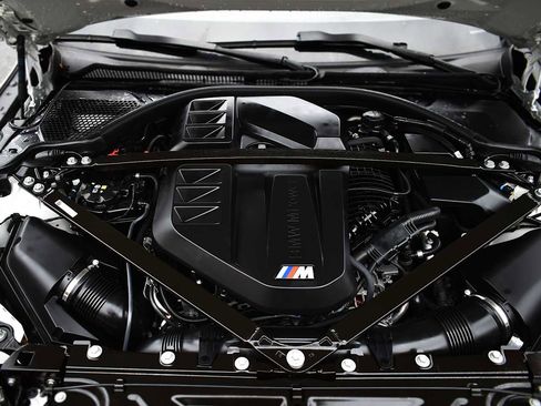 Used 2023 BMW M4 xDrive Competition w/ M Carbon Exterior Package image 41