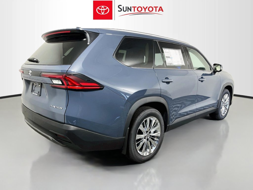 New 2026 Toyota Grand Highlander AWD image 3