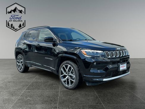 Used 2025 Jeep Compass Limited w/ Elite Group AWD/4WD image 7