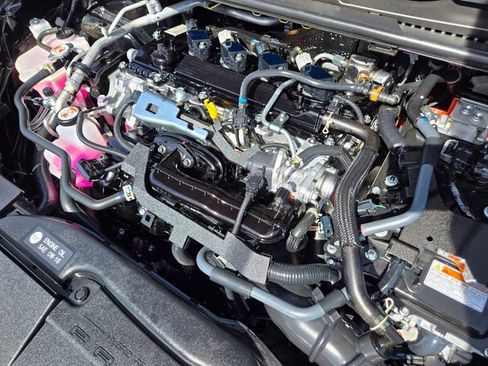 Used 2025 Toyota Prius LE image 17