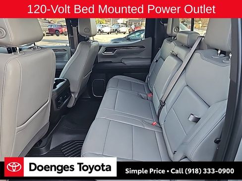 Used 2023 Chevrolet Silverado 1500 LT Trail Boss w/ LT Trail Boss Premium Package image 13