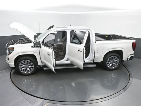 Used 2022 GMC Sierra 1500 Denali w/ Denali Reserve Package image 63