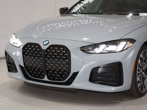 Used 2025 BMW 430i Coupe w/ M Sport Package image 2
