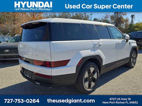 New 2026 Hyundai Santa Fe SE image 7