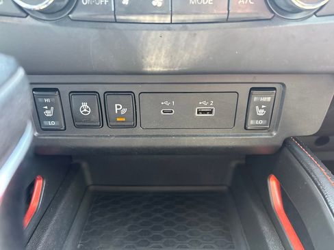 Used 2023 Nissan Frontier PRO-4X w/ Pro Convenience Package AWD/4WD image 24