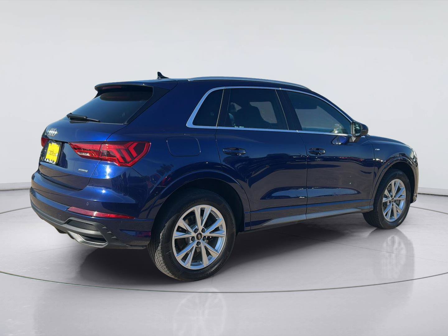 Used 2024 Audi Q3 2.0T Premium AWD/4WD image 4