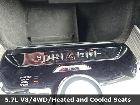 Used 2022 Jeep Wagoneer Series II image 19