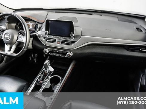 Used 2025 Nissan Altima 2.5 SR FWD image 26