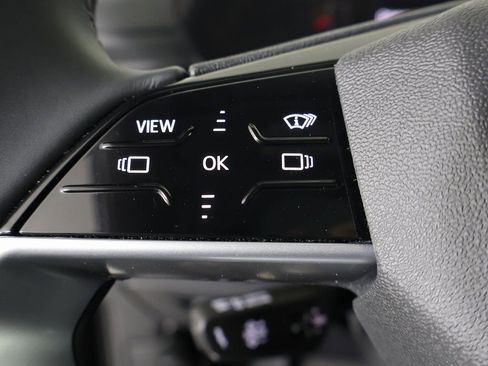 New 2025 Audi Q5 Premium Plus image 24