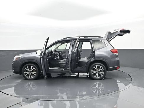Used 2020 Subaru Forester Limited w/ Popular Package #3 AWD/4WD image 33