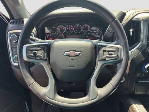 Used 2022 Chevrolet Silverado 1500 RST AWD/4WD image 18