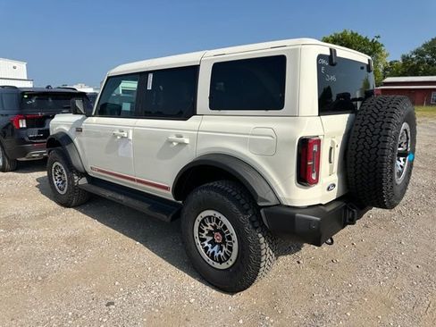 New 2026 Ford Bronco Outer Banks w/ Sasquatch Package AWD/4WD image 5