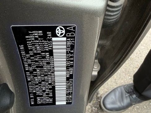 Used 2019 Toyota Corolla LE image 10