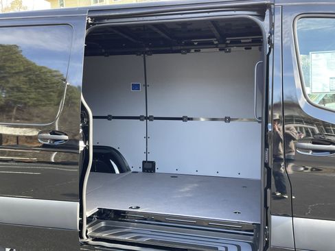 New 2025 Mercedes-Benz Sprinter 2500 image 6