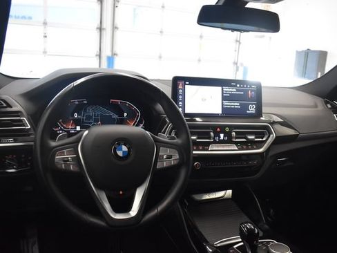 Used 2025 BMW X4 xDrive30i w/ Premium Package AWD/4WD image 23