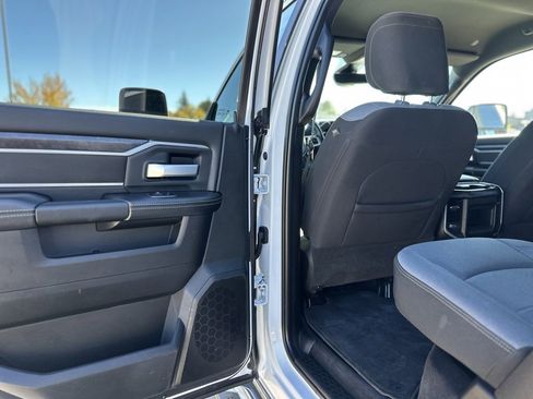 Used 2024 RAM 2500 Big Horn w/ Off Road Package image 12