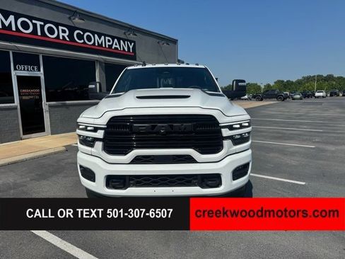 Used 2025 RAM 2500 Laramie AWD/4WD image 15