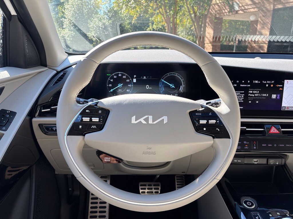Used 2023 Kia Niro Wave FWD image 10
