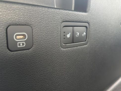 Used 2023 Hyundai Palisade Calligraphy image 30