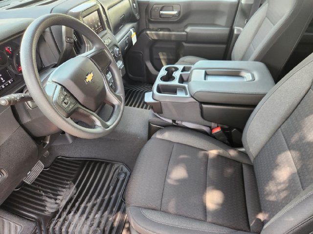 New 2026 Chevrolet Silverado 2500 Custom w/ Custom Value Package AWD/4WD image 4