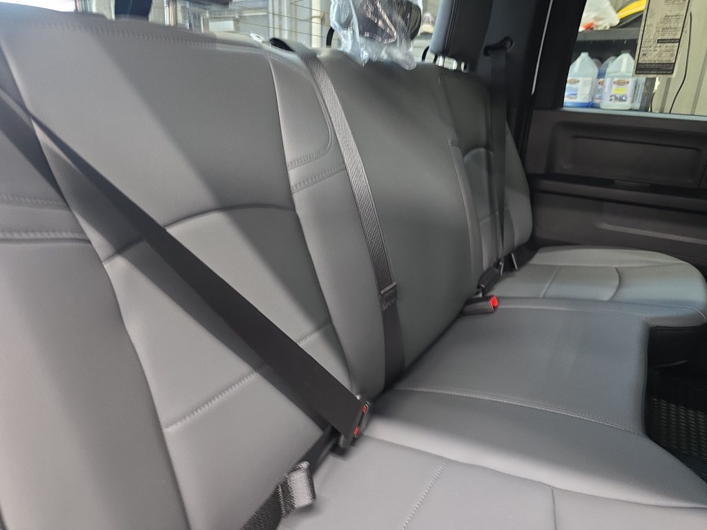 New 2027 RAM 3500 Tradesman w/ Chrome Appearance Group A AWD/4WD image 11