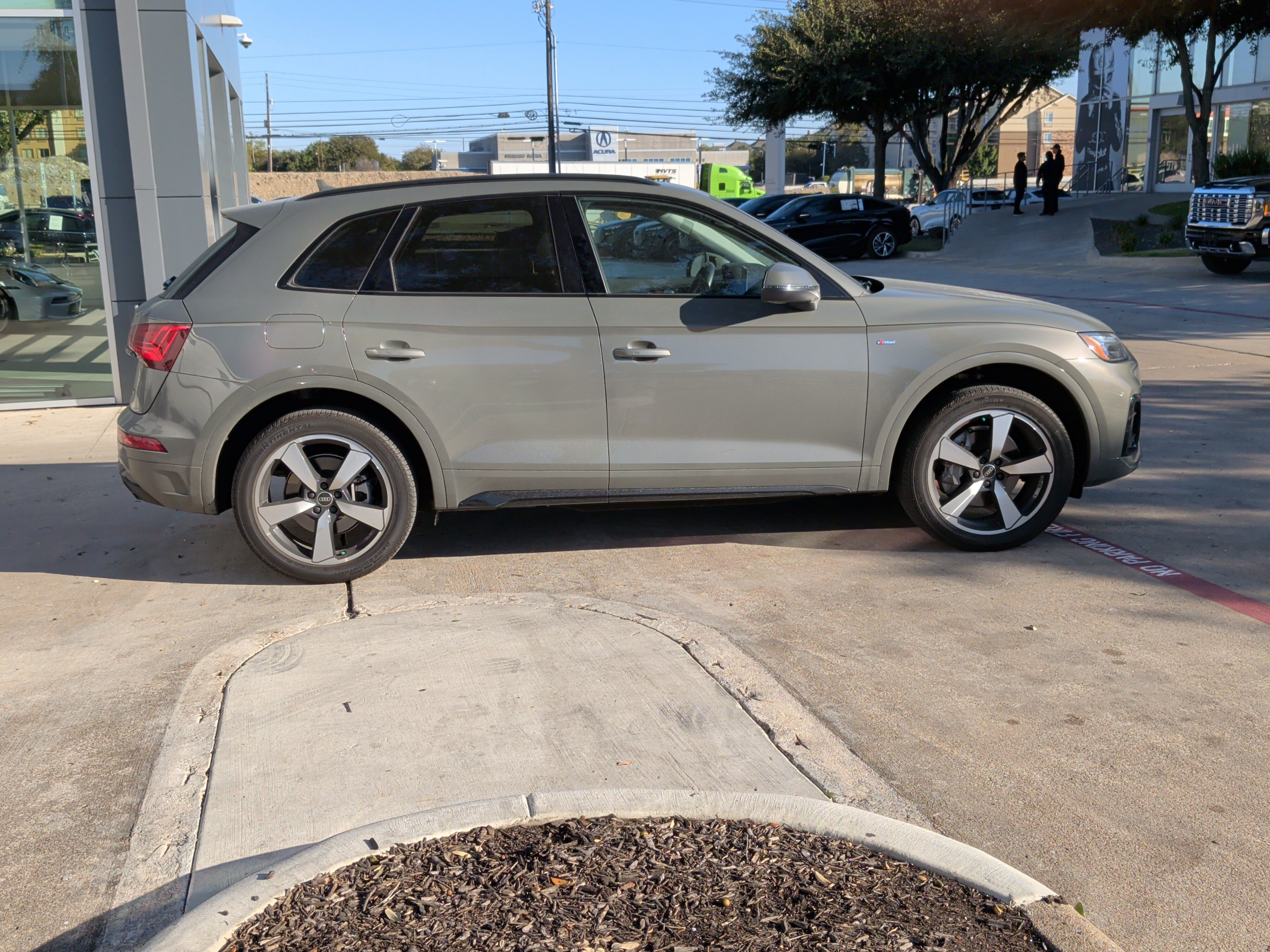 Certified 2023 Audi Q5 2.0T Premium Plus w/ Premium Plus Package AWD/4WD image 11