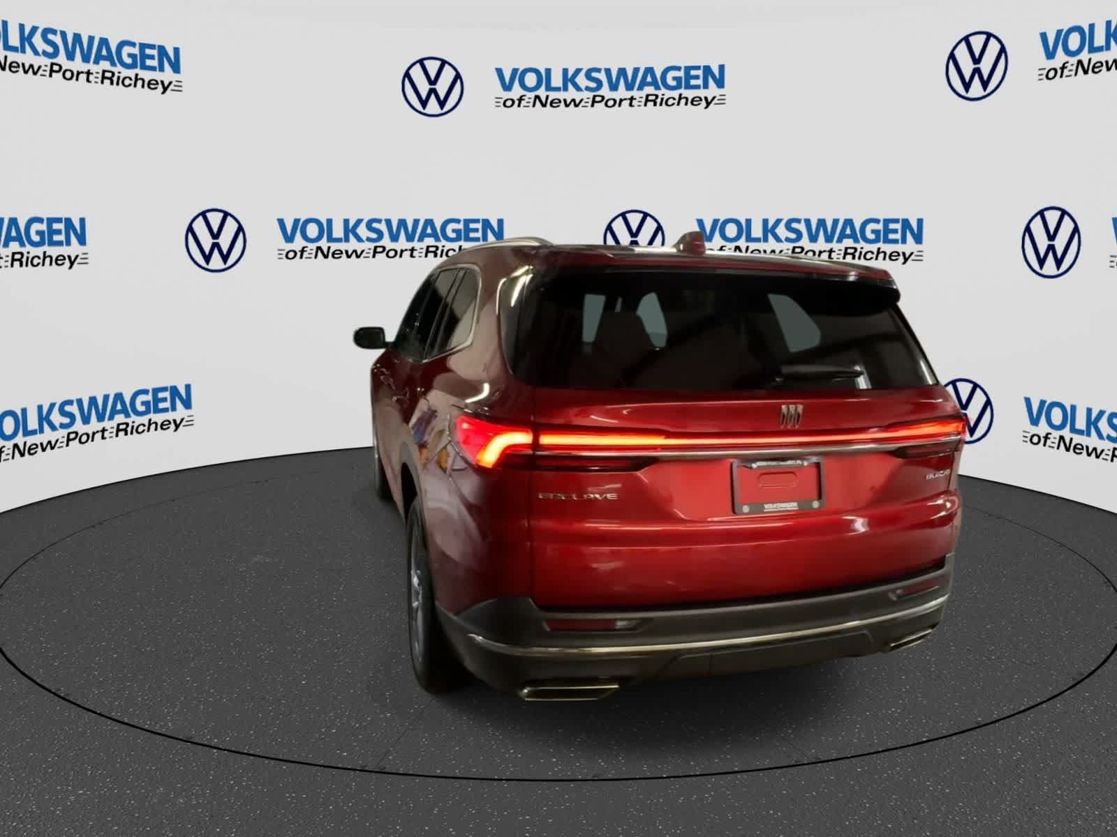 Used 2025 Buick Enclave Preferred FWD image 6