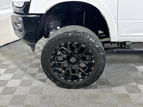 Used 2022 RAM 2500 Laramie image 11