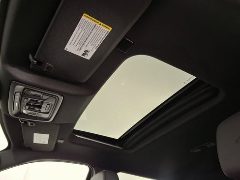 Used 2024 GMC Sierra 2500 AT4 w/ AT4 Premium Plus Package image 28