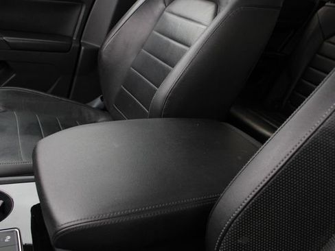 Used 2018 Volkswagen Atlas SEL Premium image 19