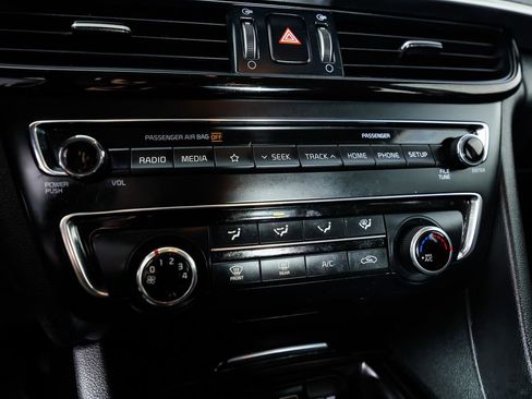 Used 2019 Kia Optima LX image 26