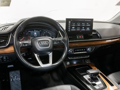 Used 2023 Audi Q5 2.0T Premium w/ Convenience Package AWD/4WD image 7