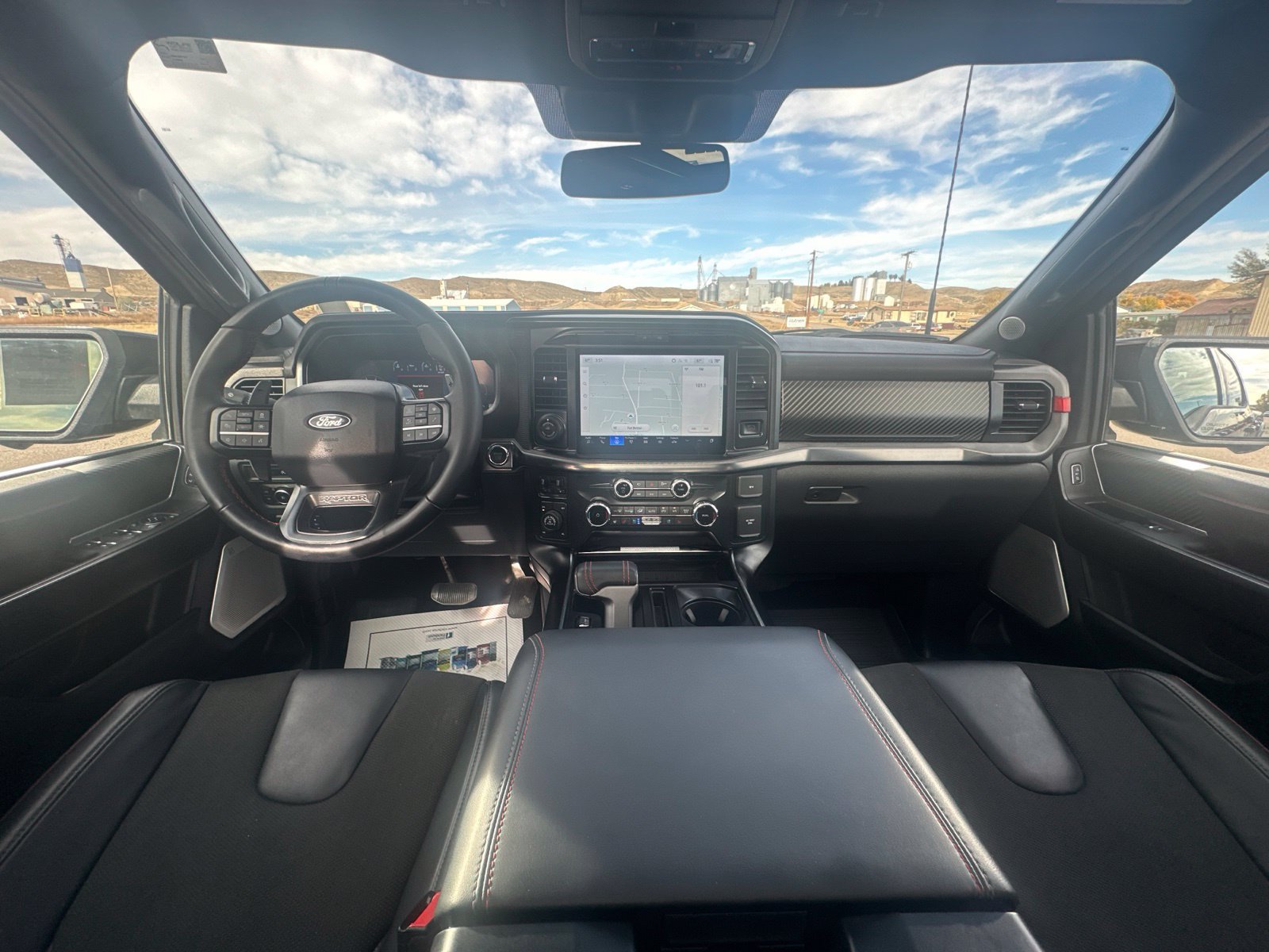 Used 2025 Ford F150 Raptor AWD/4WD image 27