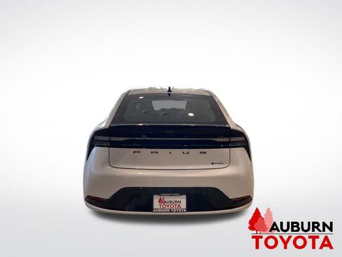 New 2026 Toyota Prius Plug-In Hybrid FWD image 6