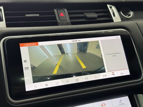 Used 2018 Land Rover Range Rover Sport HSE Dynamic image 32