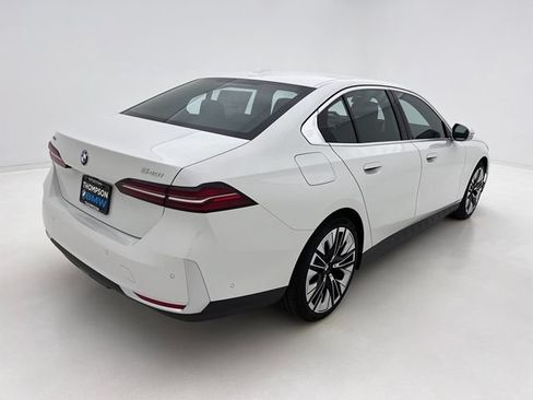New 2027 BMW 540i xDrive AWD/4WD image 5