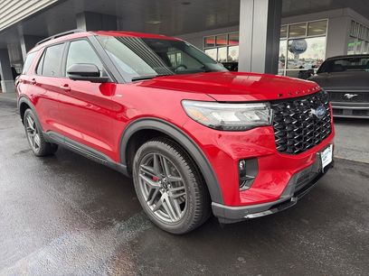 New 2026 Ford Explorer ST-Line w/ ST-Line Street Pack