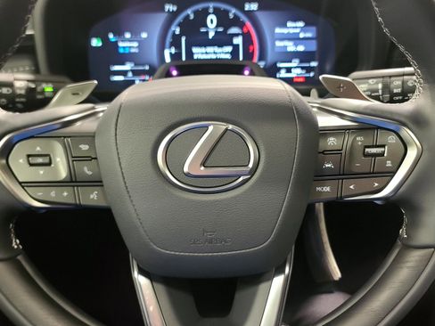 New 2026 Lexus LX 700h Luxury AWD/4WD image 18