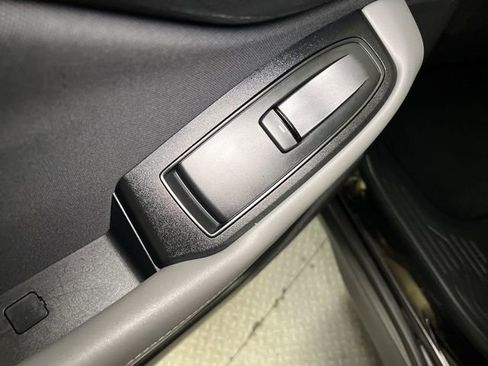 Used 2022 Subaru Outback Premium image 54