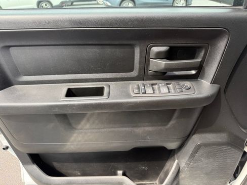 Used 2021 RAM 4500 Tradesman w/ Chrome Appearance Group AWD/4WD image 32