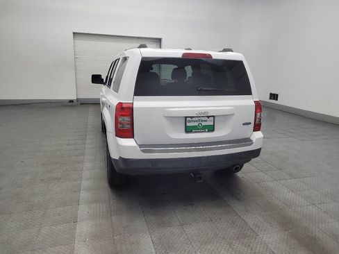 Used 2016 Jeep Patriot High Altitude FWD image 6
