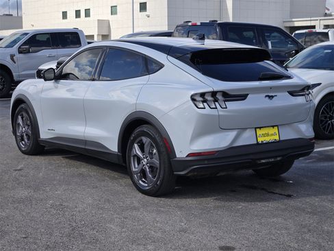Used 2023 Ford Mustang Mach-E Select image 7