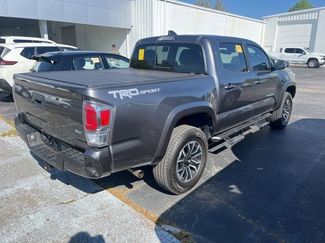 Used 2022 Toyota Tacoma TRD Sport w/ Technology Package video 3