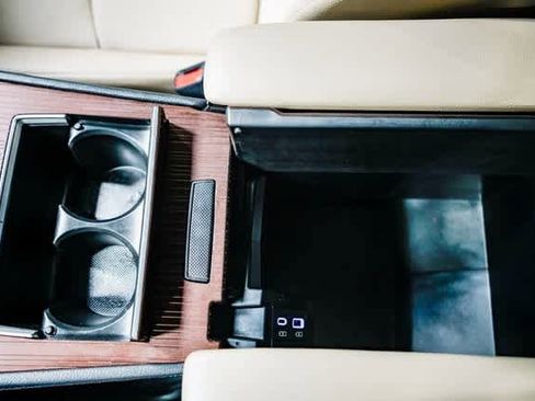 Certified 2022 Toyota Sienna XLE image 23