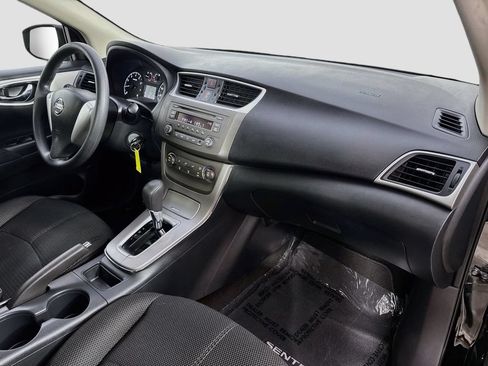 Used 2013 Nissan Sentra S FWD image 30