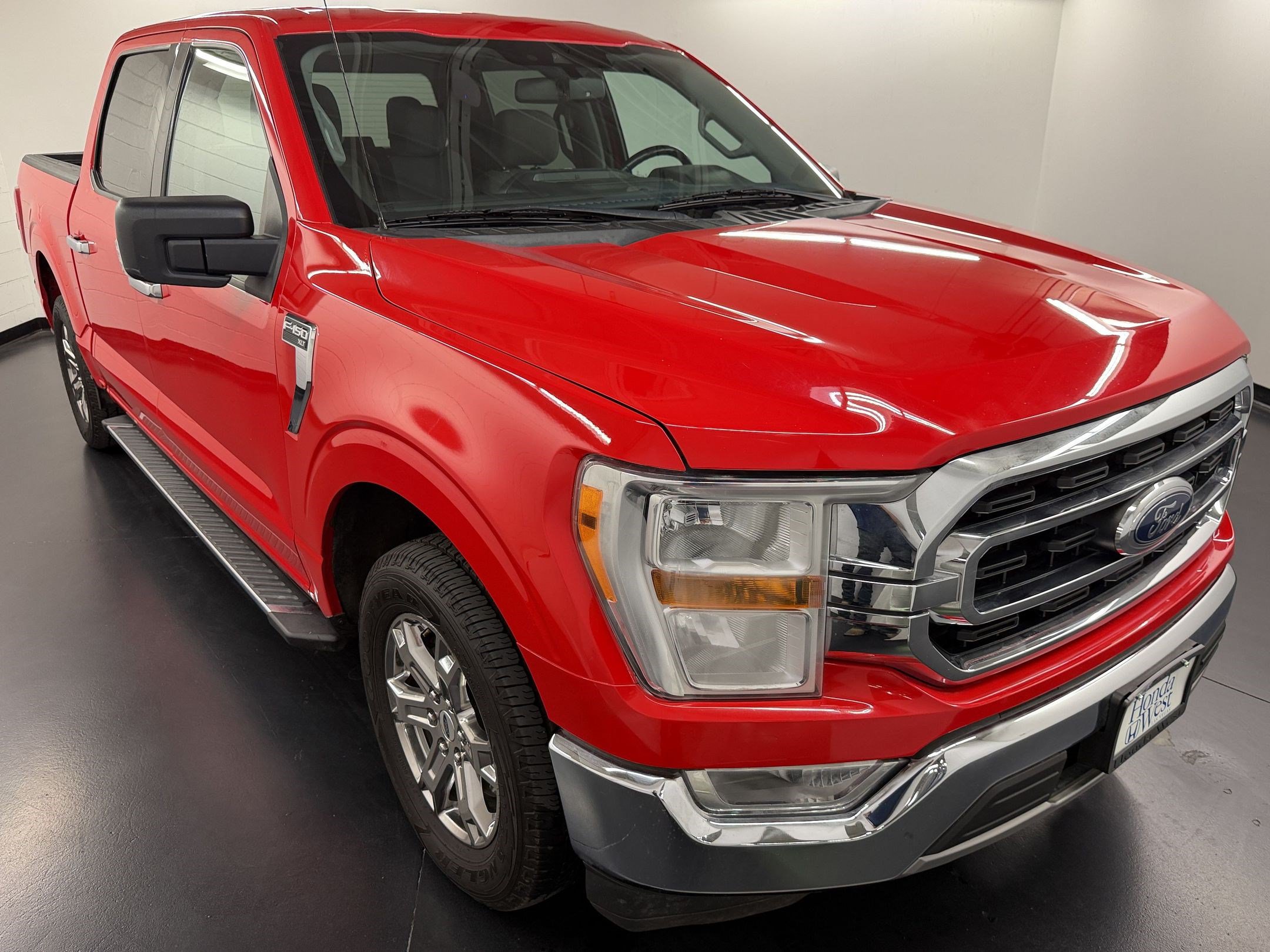 Used 2021 Ford F150 XLT w/ Equipment Group 301A Mid RWD image 7