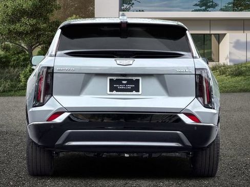 New 2026 Cadillac Optiq Sport 1 w/ LPO, Floor Liner Package AWD/4WD image 5