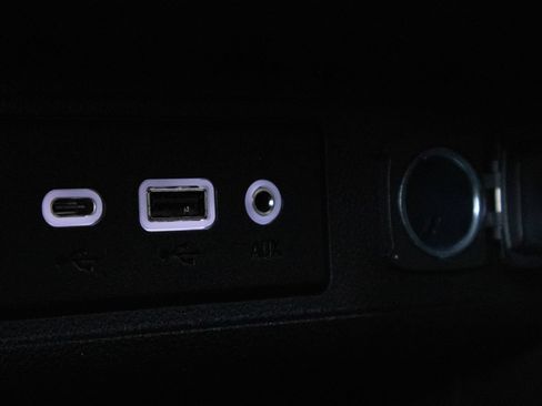 Certified 2023 Buick Encore GX Select FWD image 21