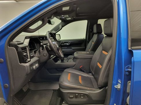 Used 2022 GMC Sierra 1500 AT4 w/ AT4 Premium Package AWD/4WD image 5